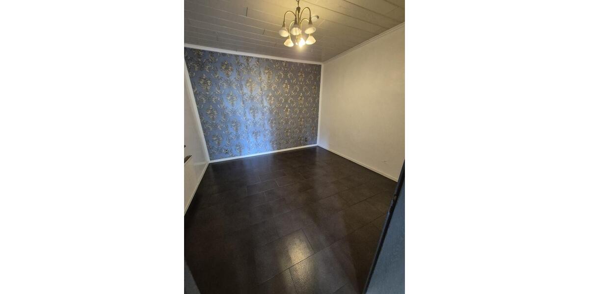 Erdgeschoßwohnung Bünde - 3 Zimmer, 85 m&sup2;, 580&euro; | Angebot:26428133