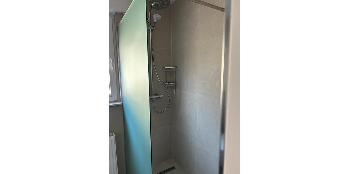Hochparterre Solingen - 3 Zimmer, 82 m&sup2;, 880&euro; | Angebot:26534203