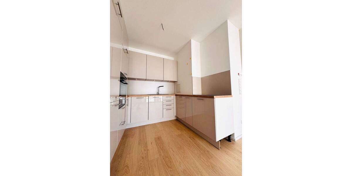 Etagenwohnung Berlin Prenzlauer Berg - 2 Zimmer, 61 m&sup2;, 1.443&euro; | Angebot:26796565