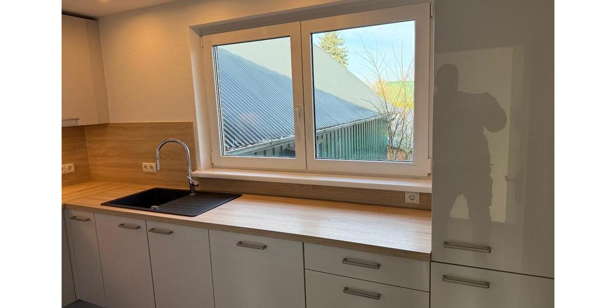 4-Zimmer-Wohnung, Erstbezug nach Sanierung auf dem Lande 4 zimmer