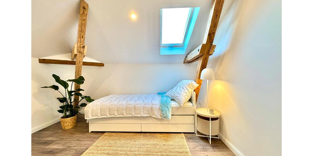 Dachgeschoßwohnung Philippsburg - 2.5 Zimmer, 80 m&sup2;, 1.230&euro; | Angebot:24446774