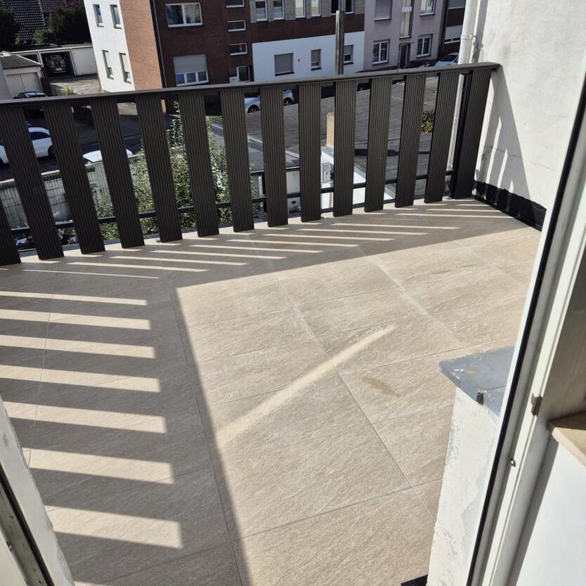 Hochwertige Wohnung in Mönchengladbach City mit Balkon zimmer