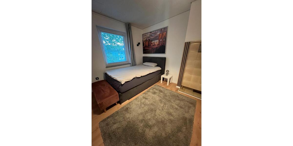 Wohnen auf Zeit Düsseldorf Stadtbezirk 5 - 1 Zimmer, 64 m&sup2;, 700&euro; | Angebot:26512144
