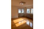 Etagenwohnung Butzbach - 6 Zimmer, 180 m&sup2;, 1.980&euro; | Angebot:26606603