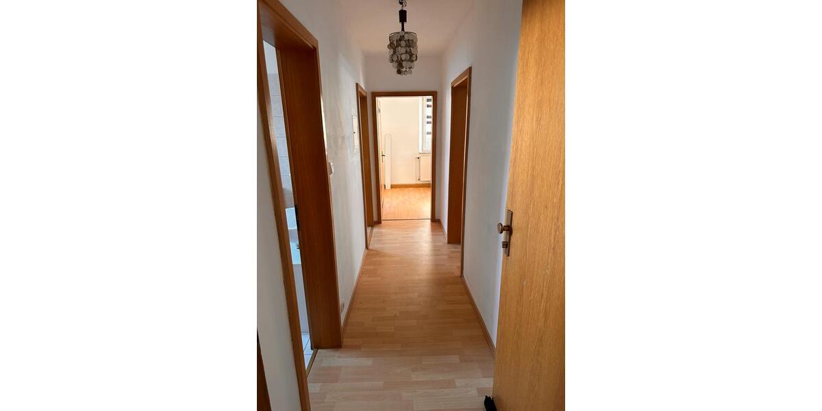 Erdgeschoßwohnung Kronach - 3 Zimmer, 52 m&sup2;, 590&euro; | Angebot:25480135
