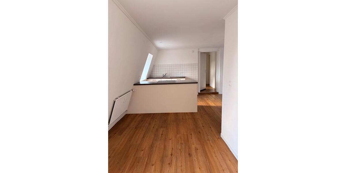 Etagenwohnung Leck - 3 Zimmer, 166 m&sup2;, 1.100&euro; | Angebot:25934977