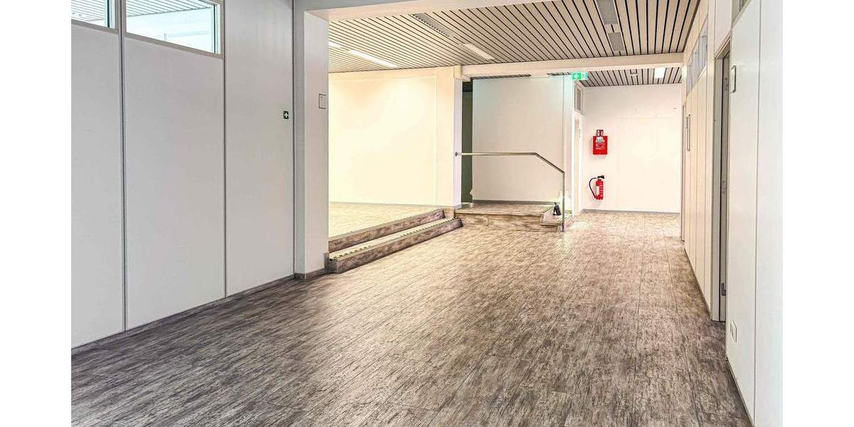 Gewerbeobjekt Kiel Exerzierplatz - 6 Zimmer, 205 m&sup2;, 2.800&euro; | Angebot:25729234