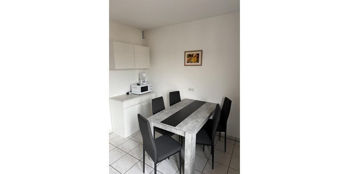 Wohnen auf Zeit Duisburg Beeck - 3 Zimmer, 80 m&sup2;, 15&euro; | Angebot:22256518