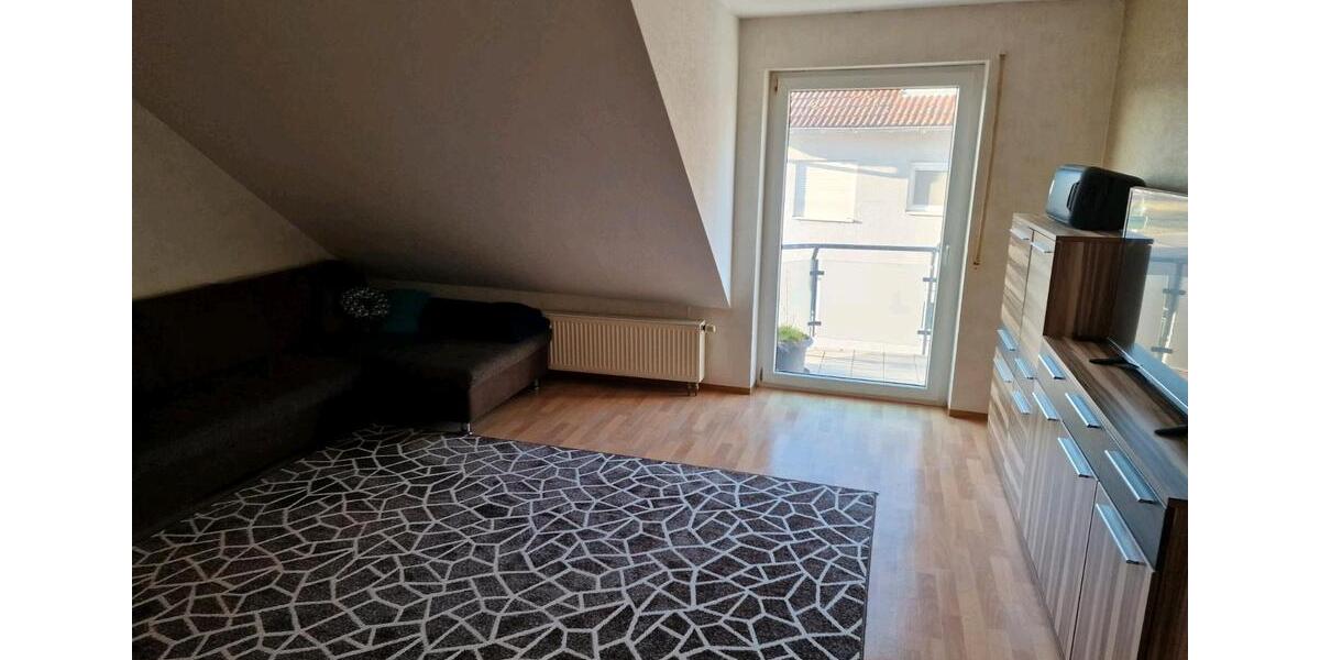 Dachgeschoßwohnung Walldürn - 2 Zimmer, 56 m&sup2;, 750&euro; | Angebot:24977494