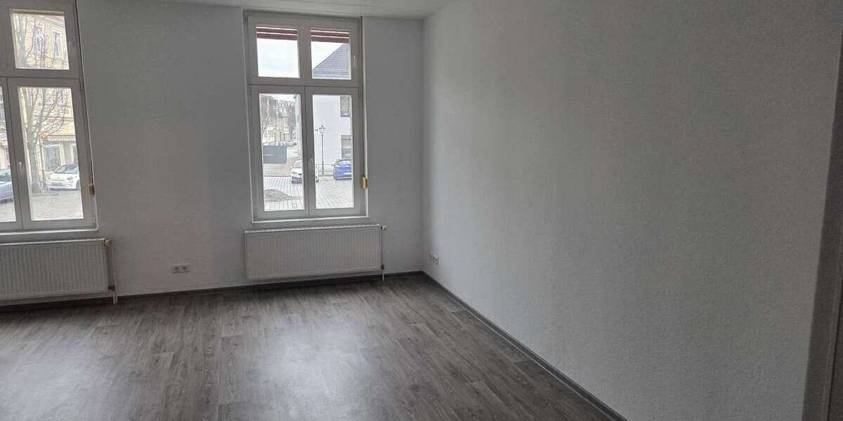 Etagenwohnung Luckenwalde - 3 Zimmer, 92 m&sup2;, 850&euro; | Angebot:25079243
