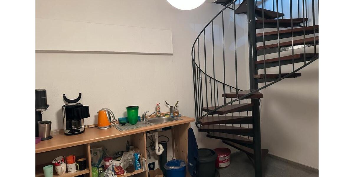 Schwanallee Büro- Gewerberäume mit Schaufensterfront 72qm zimmer