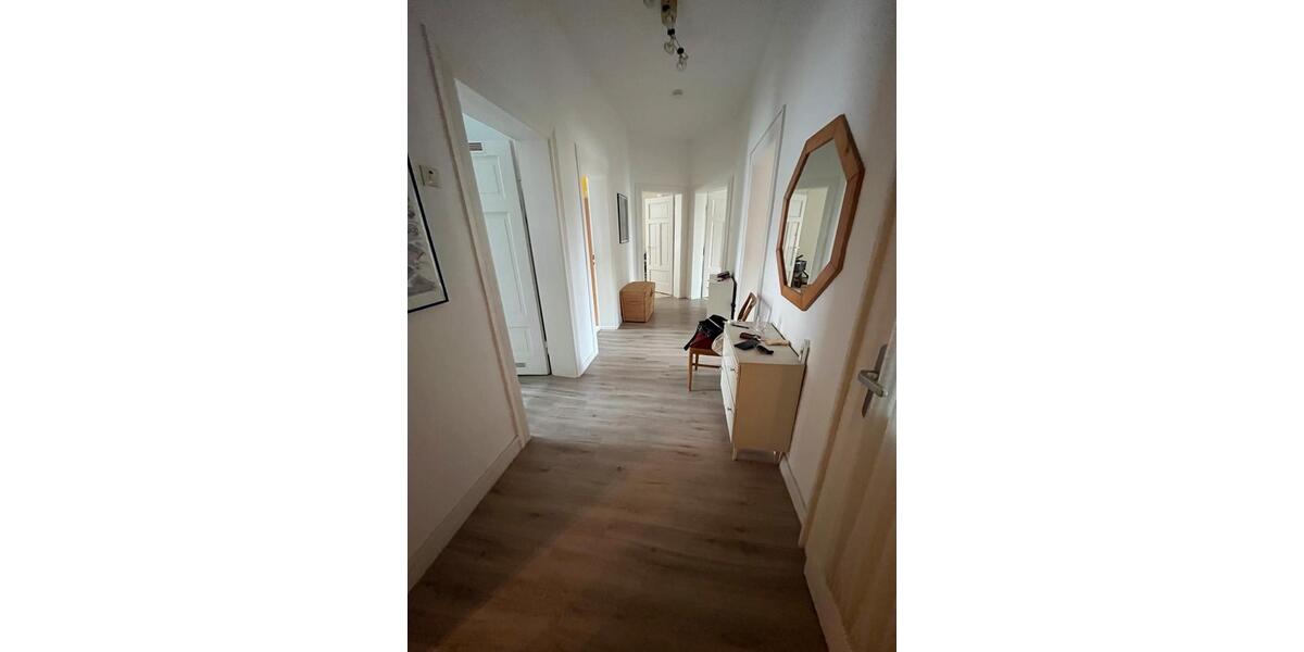 Etagenwohnung Braunschweig Lehndorf-Watenbüttel - 4 Zimmer, 104 m&sup2;, 1.300&euro; | Angebot:24854506