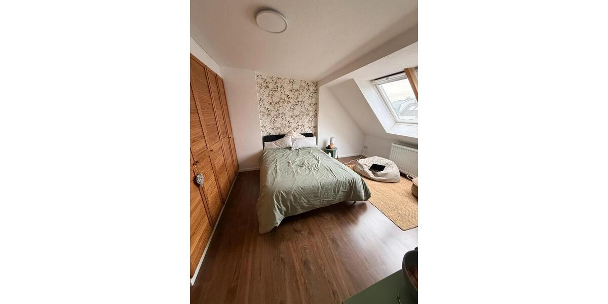 Dachgeschoßwohnung Berlin Treptow-Köpenick - 3 Zimmer, 70 m&sup2;, 1.650&euro; | Angebot:26253524