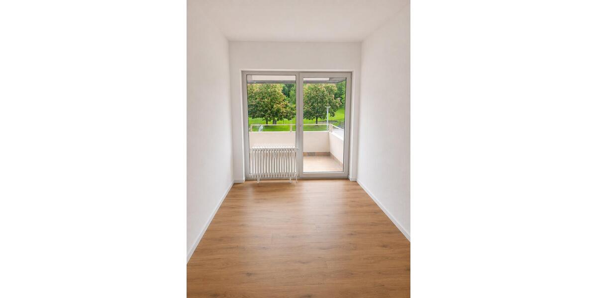 Etagenwohnung Bad Lippspringe - 3 Zimmer, 103 m&sup2;, 890&euro; | Angebot:26639502