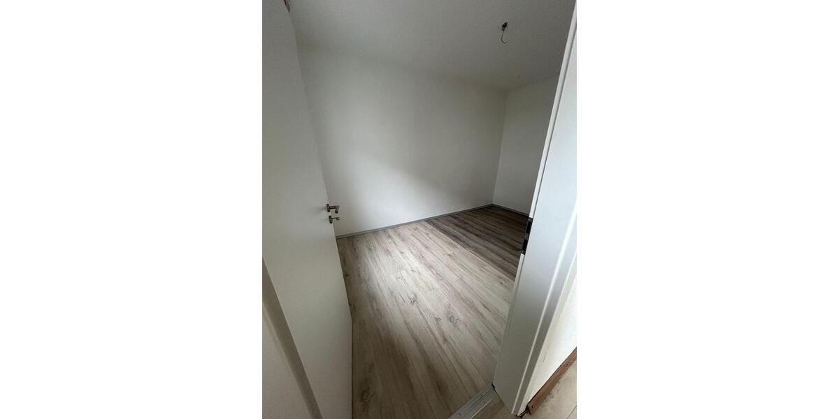 Erdgeschoßwohnung Triberg im Schwarzwald - 3 Zimmer, 90 m&sup2;, 900&euro; | Angebot:26373791