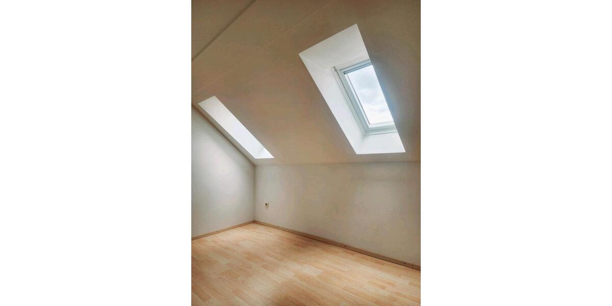 Dachgeschoßwohnung Pilsting - 2 Zimmer, 46 m&sup2;, 410&euro; | Angebot:24865809