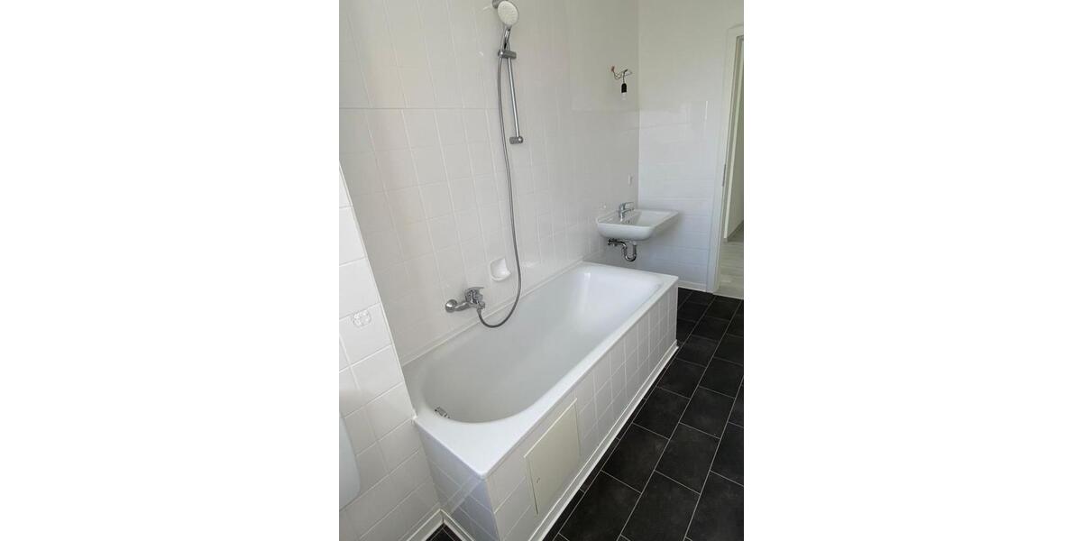 Etagenwohnung Kaiserslautern Engelshof - 3 Zimmer, 77 m&sup2;, 555&euro; | Angebot:26540806