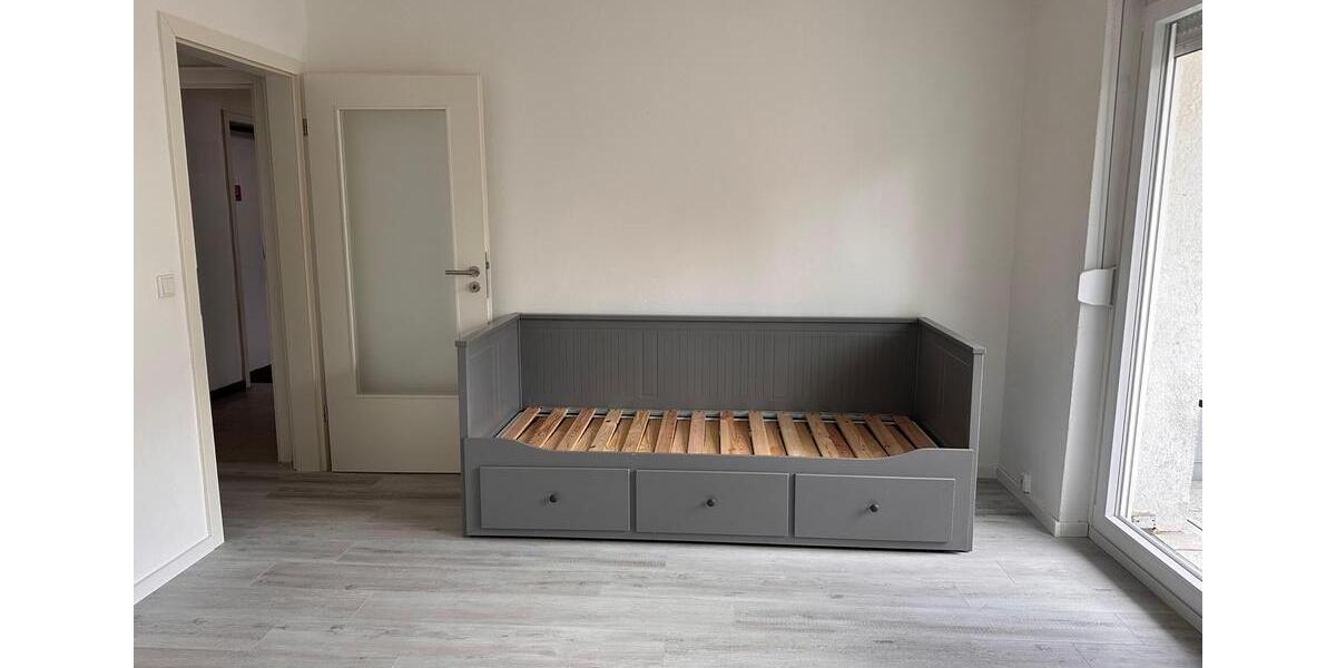 NEU renovierte 1 Zimmer Wohnung mit Balkon in BI Brackwede 1 zimmer