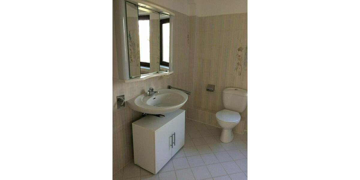 Etagenwohnung Wildeshausen - 2 Zimmer, 104 m&sup2;, 850&euro; | Angebot:13686321