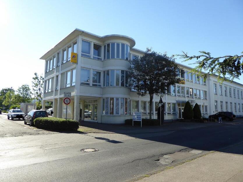 Lichtdurchflutete Büroflächen in direkter Nähe Bahnhof und neue Bahnstadt!