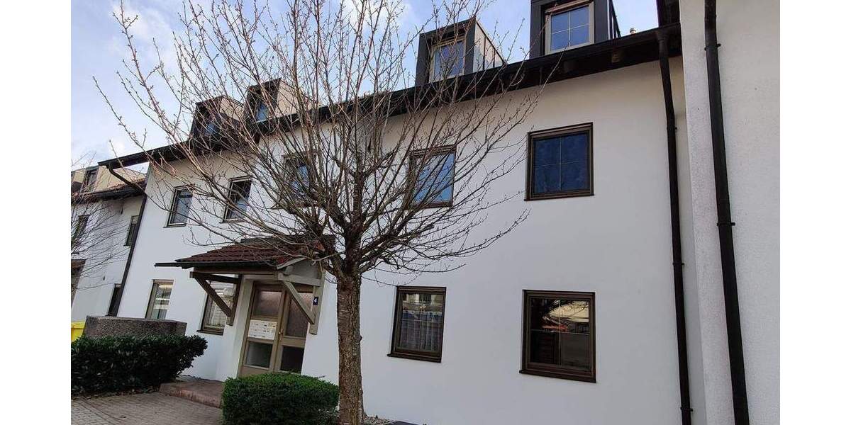 Etagenwohnung Unterneukirchen - 2 Zimmer, 68 m&sup2;, 520&euro; | Angebot:25927051