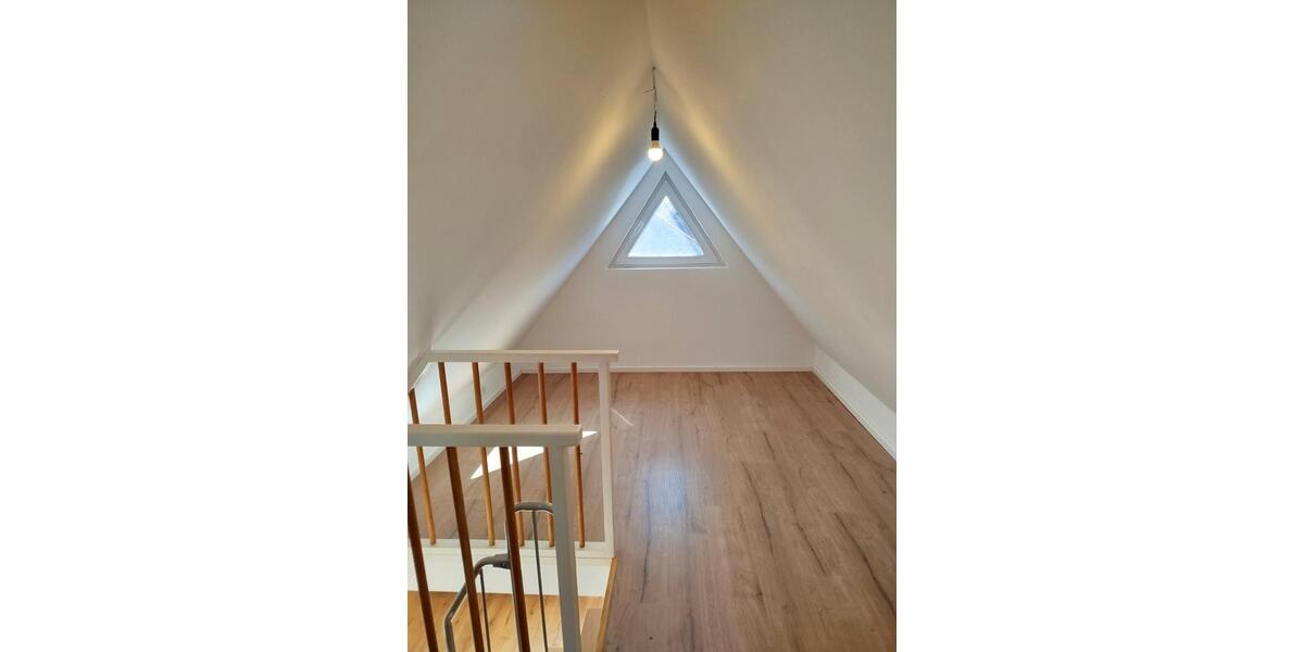 Doppelhaushälfte Erkner - 4.5 Zimmer, 90 m&sup2;, 1.700&euro; | Angebot:26493828