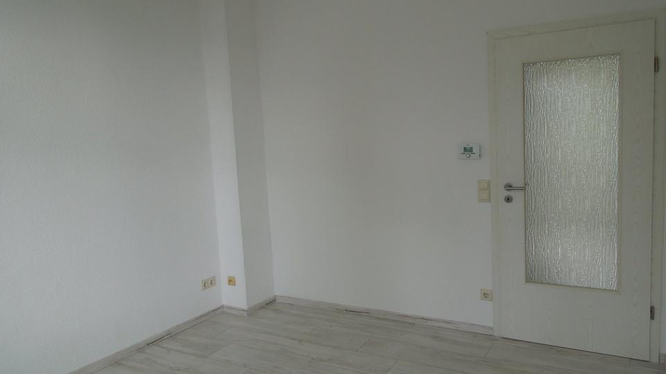 Rs – Hasten, 2 Zimmer, Wohnküche, Diele, Dusche WC 2 zimmer