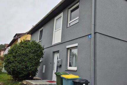 Wohnung Sonnefeld - 2 Zimmer, 63 m&sup2;, 520&euro; | Angebot:24678349