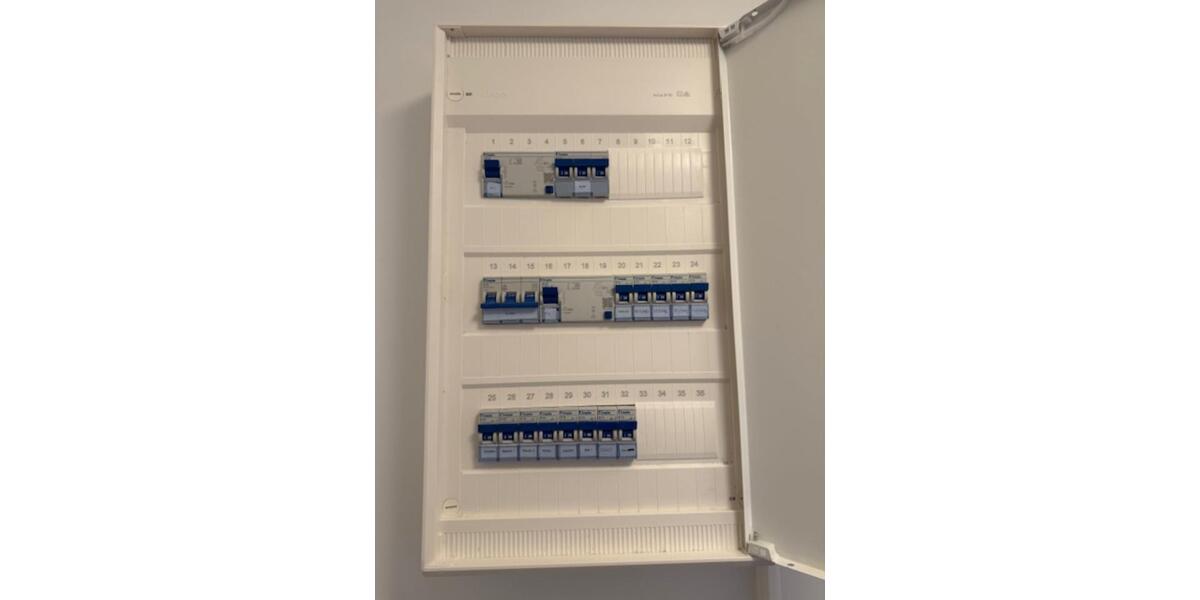 Dachgeschoßwohnung Wiesbaden Bierstadt - 2 Zimmer, 59 m&sup2;, 1.020&euro; | Angebot:24422077