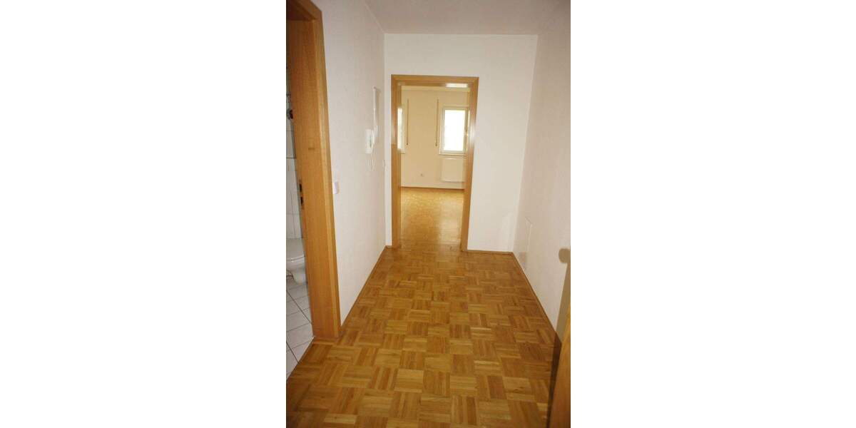 Etagenwohnung Flöha - 2 Zimmer, 60 m&sup2;, 425&euro; | Angebot:26731130