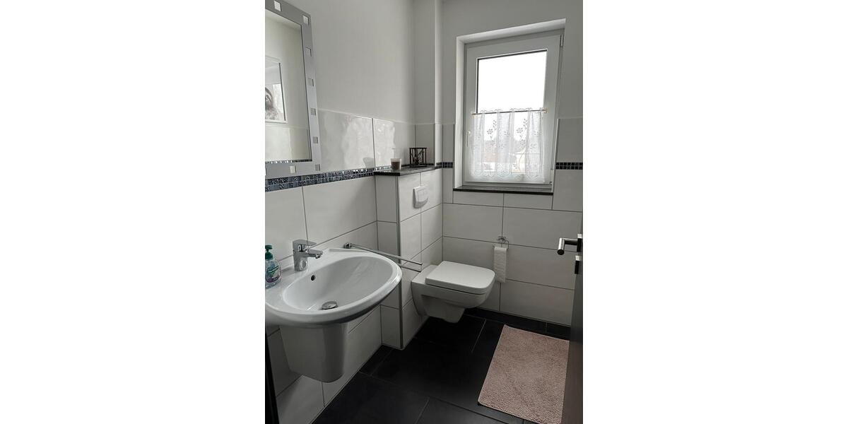 Erdgeschoßwohnung Melle Bruchmühlen - 2 Zimmer, 100 m&sup2;, 1.200&euro; | Angebot:24525482