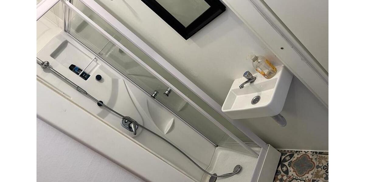 Wohnen auf Zeit Neu-Ulm Ludwigsfeld - 14 Zimmer, 250 m&sup2;, 15&euro; | Angebot:26014536