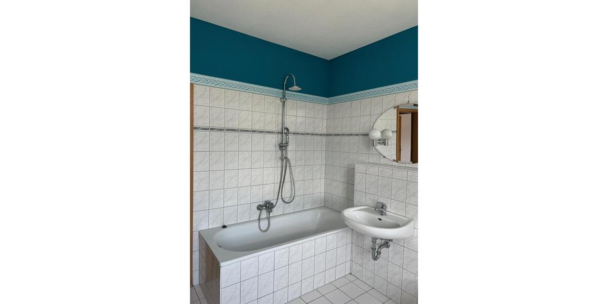 Dachgeschoßwohnung Blankenburg (Harz) - 2.5 Zimmer, 83 m&sup2;, 500&euro; | Angebot:20499520