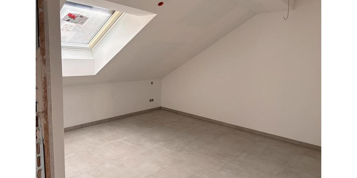 Dachgeschoßwohnung Waldaschaff - 2 Zimmer, 64 m&sup2;, 765&euro; | Angebot:26024578