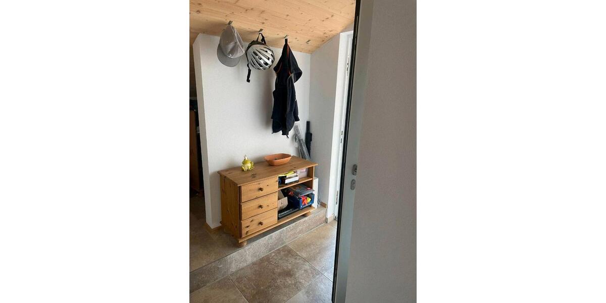 Dachgeschoßwohnung Kißlegg - 2.5 Zimmer, 67 m&sup2;, 900&euro; | Angebot:26033403