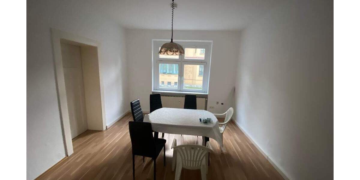 Etagenwohnung Weimar Westvorstadt - 2 Zimmer, 65 m&sup2;, 695&euro; | Angebot:24671072
