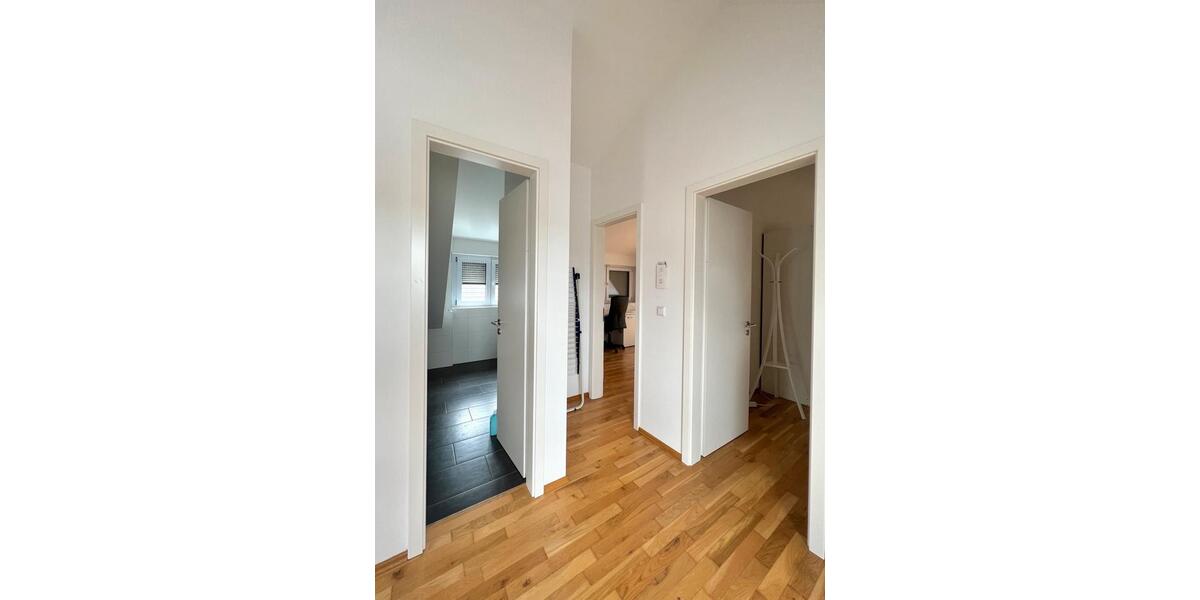 Wohnen auf Zeit Dreieich - 1 Zimmer, 24 m&sup2;, 700&euro; | Angebot:26701545