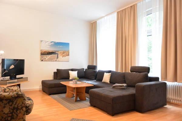 Wohnen auf Zeit Norden - 4 Zimmer, 100 m&sup2;, 33&euro; | Angebot:26132140