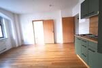 Renovierte 2R-Wohnung mit EBK+Balkon ab sofort