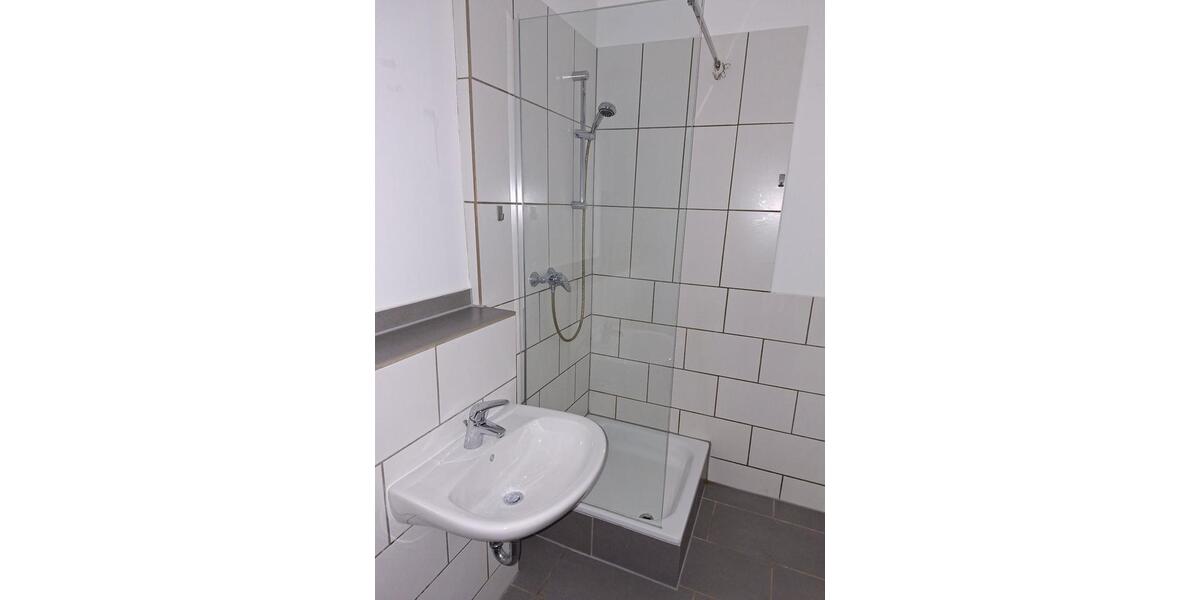 Dachgeschoßwohnung Bad Breisig - 2 Zimmer, 37 m&sup2;, 380&euro; | Angebot:24742696