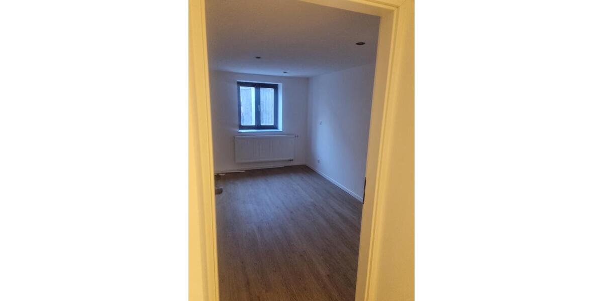 Erdgeschoßwohnung Vilshofen an der Donau - 3 Zimmer, 80 m&sup2;, 900&euro; | Angebot:26461572
