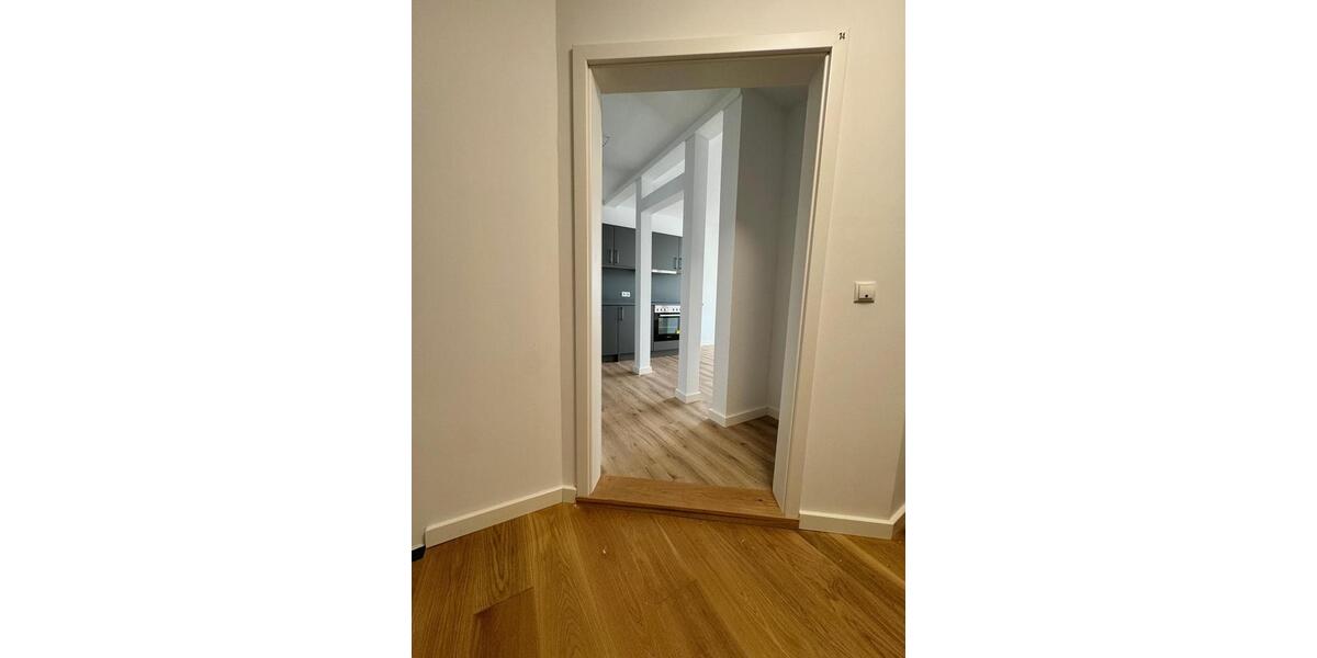 Dachgeschoßwohnung Karlsruhe Mühlburg - 2 Zimmer, 50 m&sup2;, 1.100&euro; | Angebot:25216539