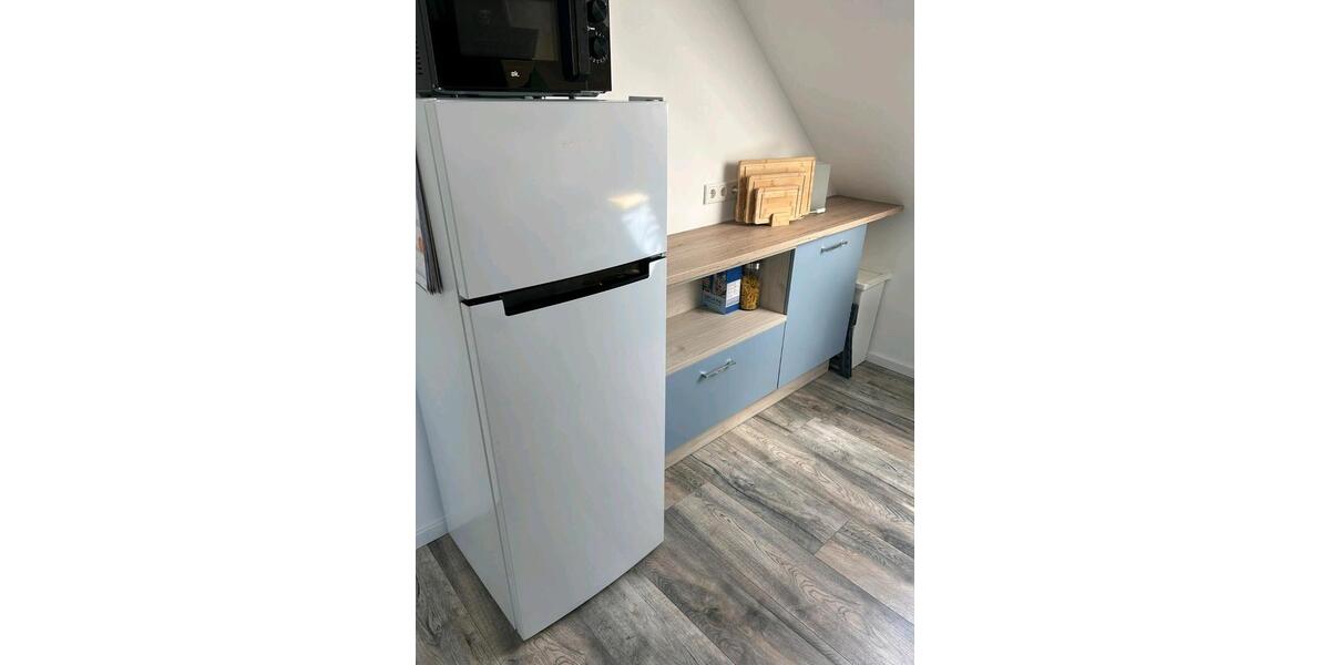 Dachgeschoßwohnung Lohfelden - 2.5 Zimmer, 80 m&sup2;, 850&euro; | Angebot:26413060