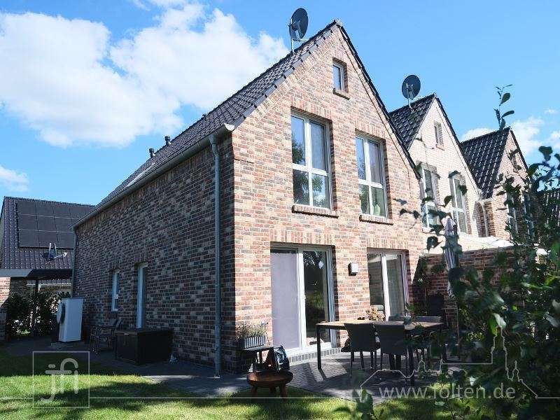 Haus zum Mieten in Wiesmoor 1.125 € 101.87 m²