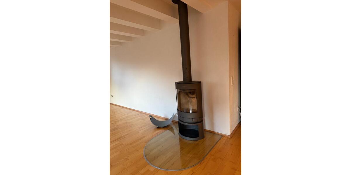 Dachgeschoßwohnung Oberhausen - 3.5 Zimmer, 80 m&sup2;, 660&euro; | Angebot:25143759