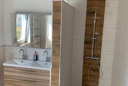 Moderne schöne Wohnung 5 Zimmern Südbalkon Schwarzenfeld 5 zimmer