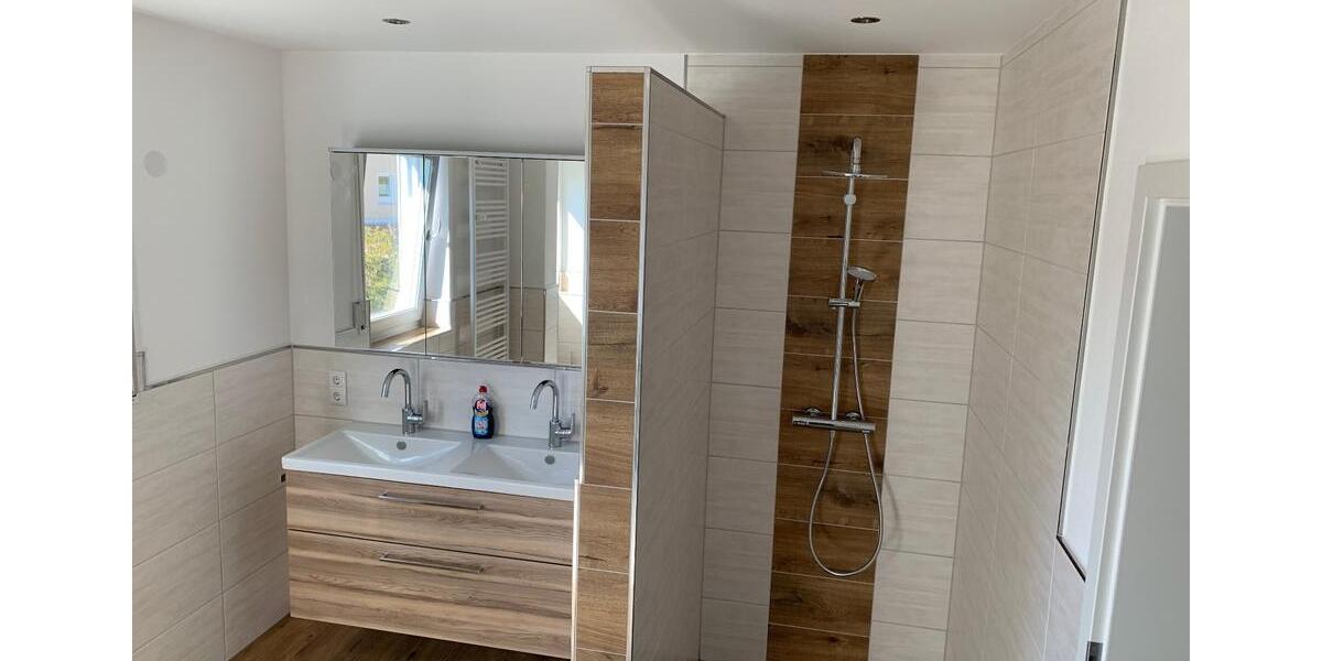 Moderne schöne Wohnung 5 Zimmern Südbalkon Schwarzenfeld 5 zimmer