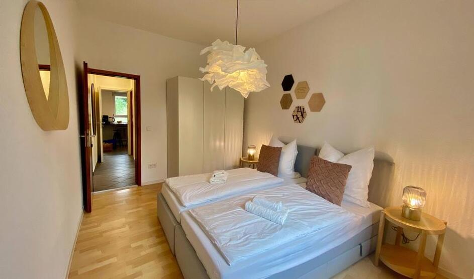 Modern eingerichtete 4,5-Zimmer-Wohnung für WGs, Firmen, Internationals