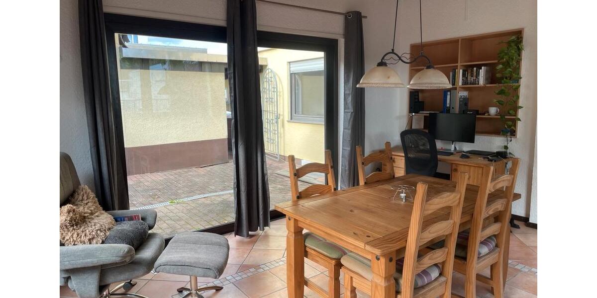 Wohnen auf Zeit Edingen-Neckarhausen Neu-Edingen - 1 Zimmer, 25 m&sup2;, 590&euro; | Angebot:26257806
