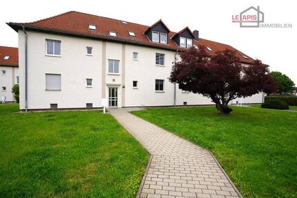 +++GEMÜTLICHE, RENOVIERTE 2-RWG IM CHARMANTEN BÖHLEN M. WOHNKÜCHE, TAGELICHTBAD U. PKW-STELLPLATZ+++ 2 zimmer